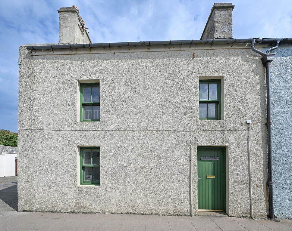 Property photo 1 of 25