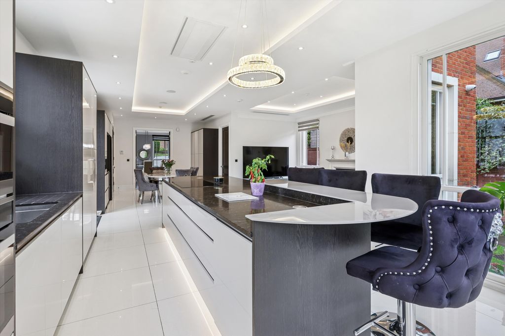 Additional image 10 of 7 bed detached house for saleThe Mount, Esher, Surrey KT10