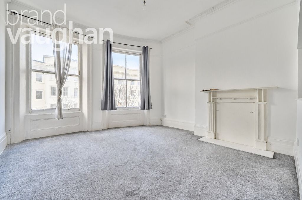 Property photo 2 of 8 Picture No. 01