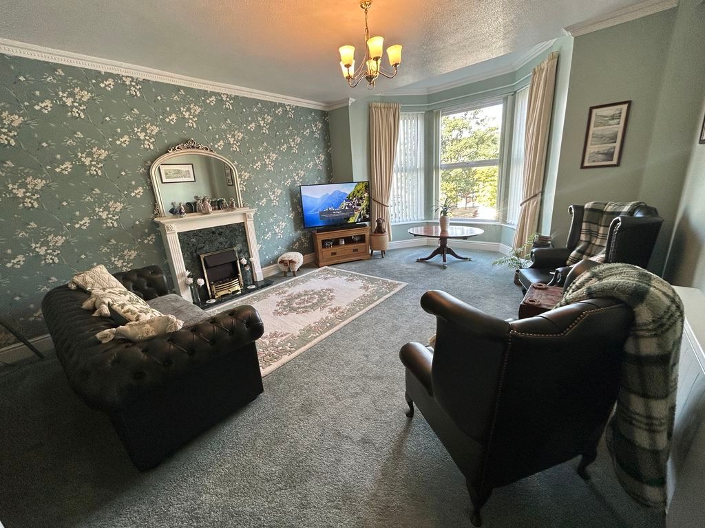 Property photo 2 of 17 Photo 2