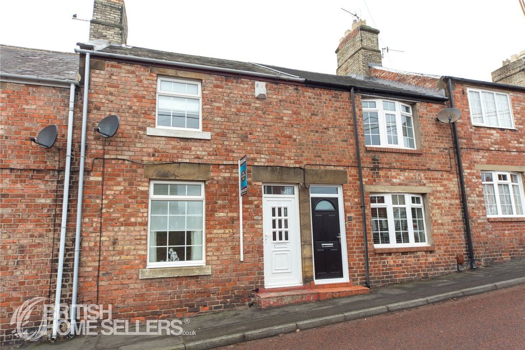 Property photo 2 of 15 Picture No. 11