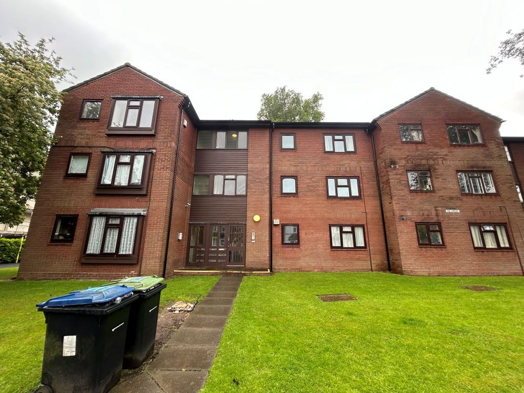 Property photo 1 of 32
