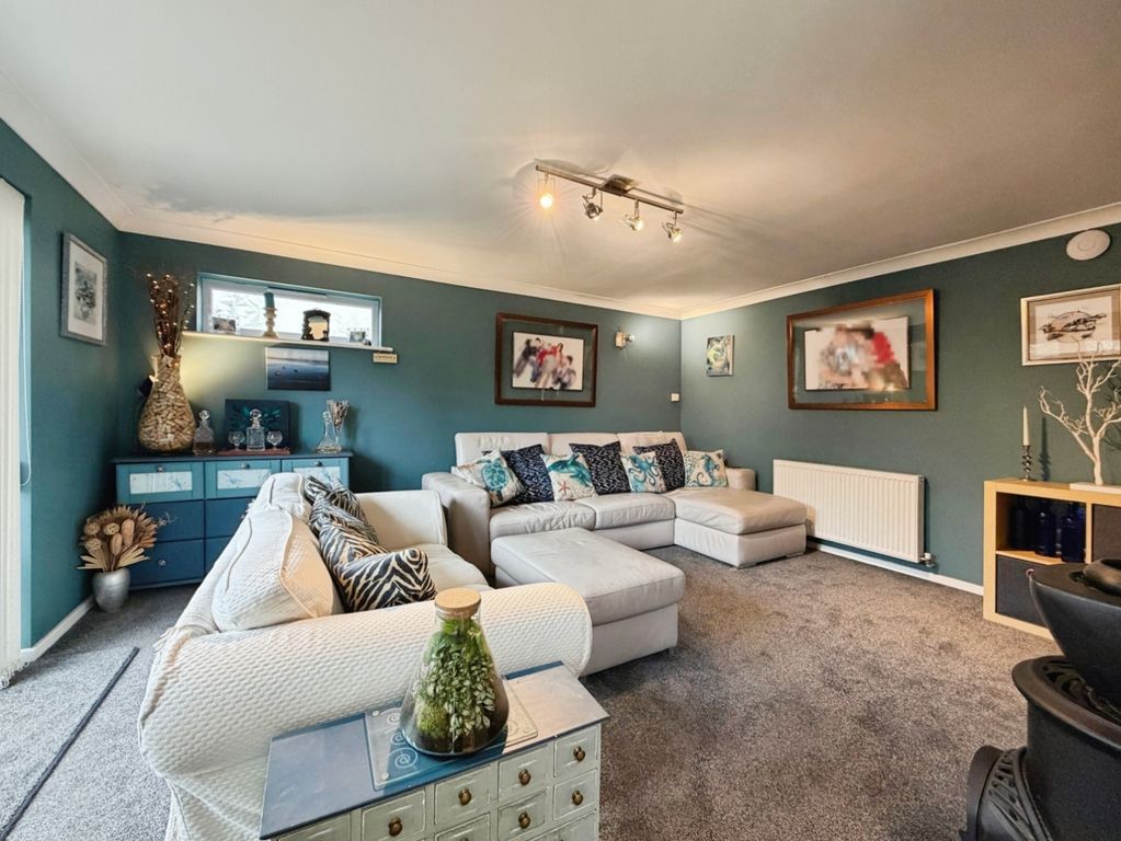 Property photo 2 of 24