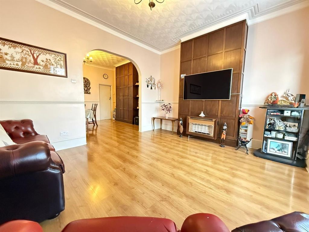 Property photo 3 of 19 03.Jpg