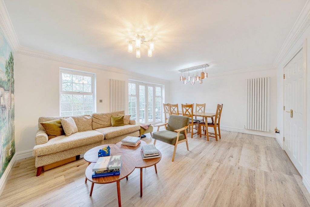 Property photo 2 of 26 1371232-20-694299...