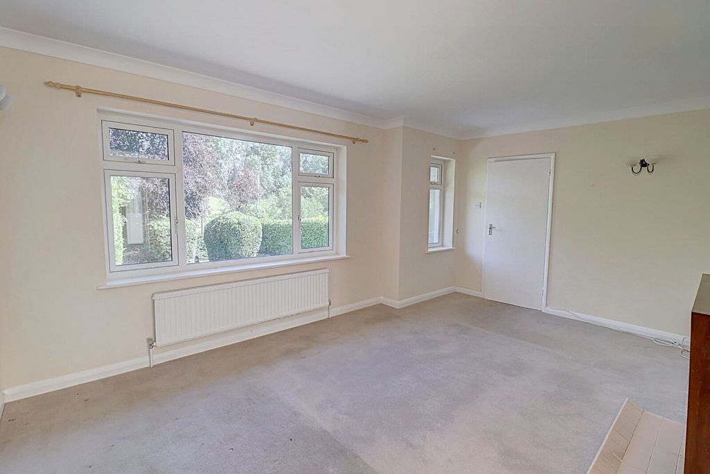 Property photo 2 of 12 Picture No. 04