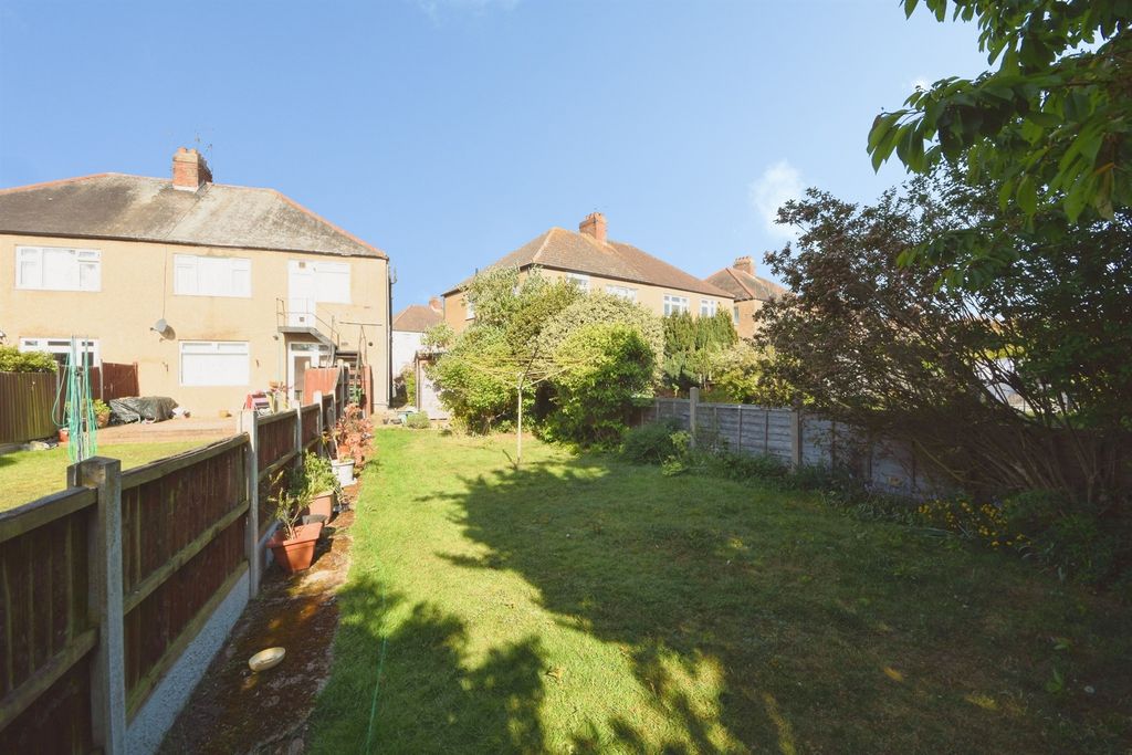 Property photo 2 of 14