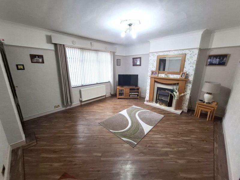 Property photo 2 of 13 Photo 1