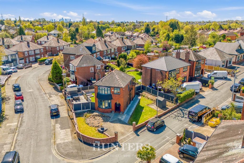 Property photo 1 of 25 Ash Close (4).Jpg