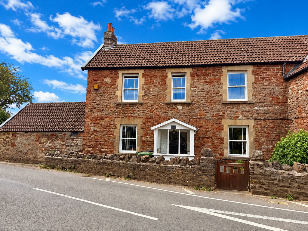 Property photo 1 of 18 Whistley Cottage
