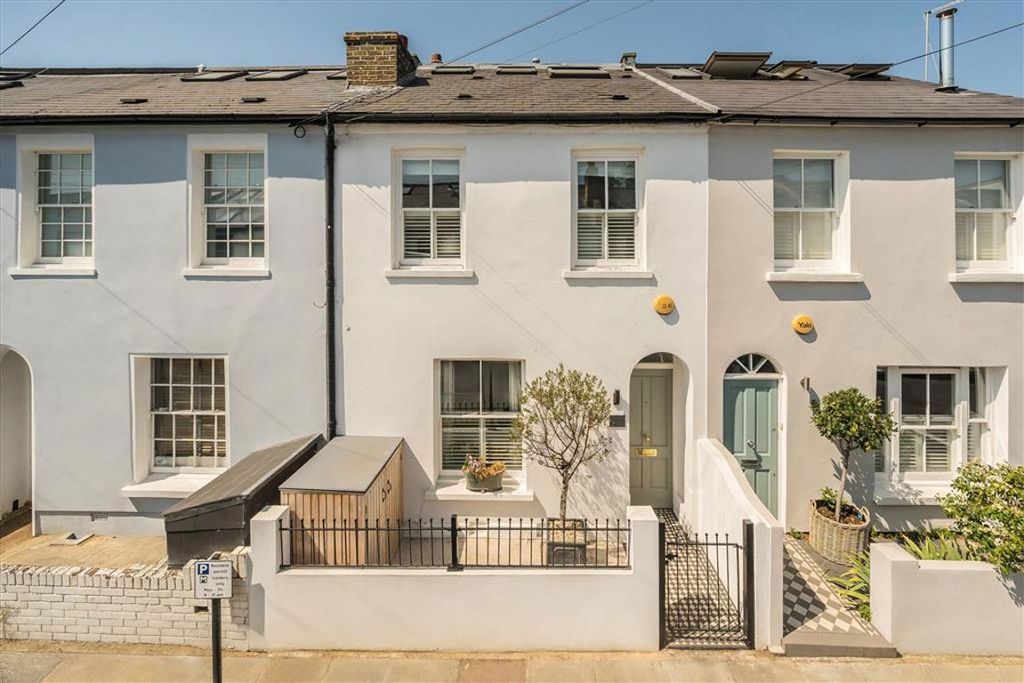 Property photo 1 of 10