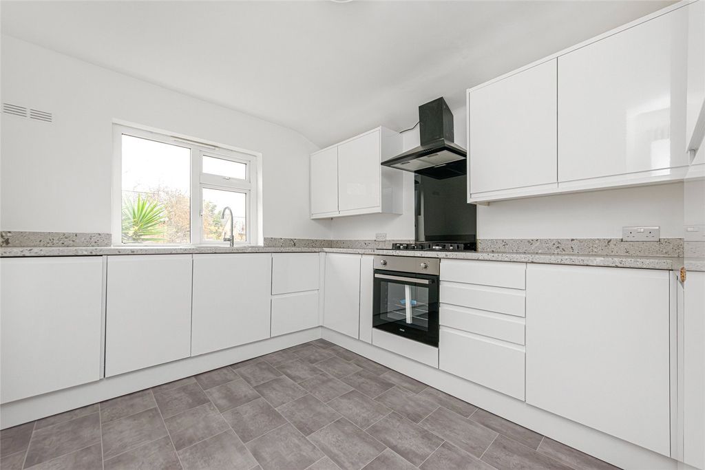 Property photo 1 of 8 Picture No. 09