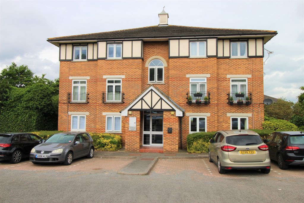 Property photo 3 of 6