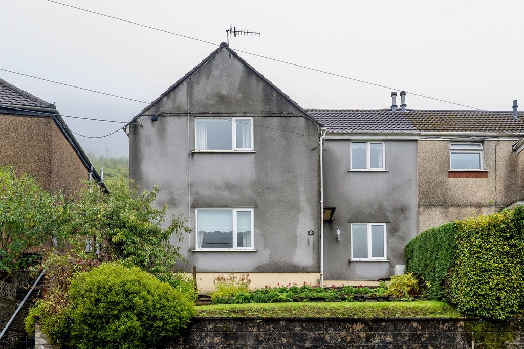 Property photo 1 of 48