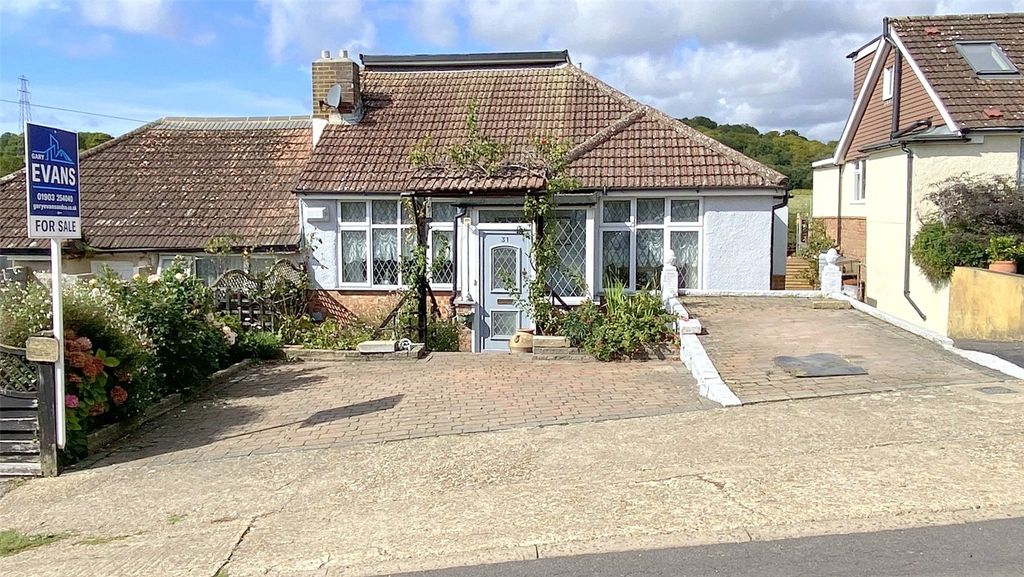 Property photo 2 of 22 Picture No. 25