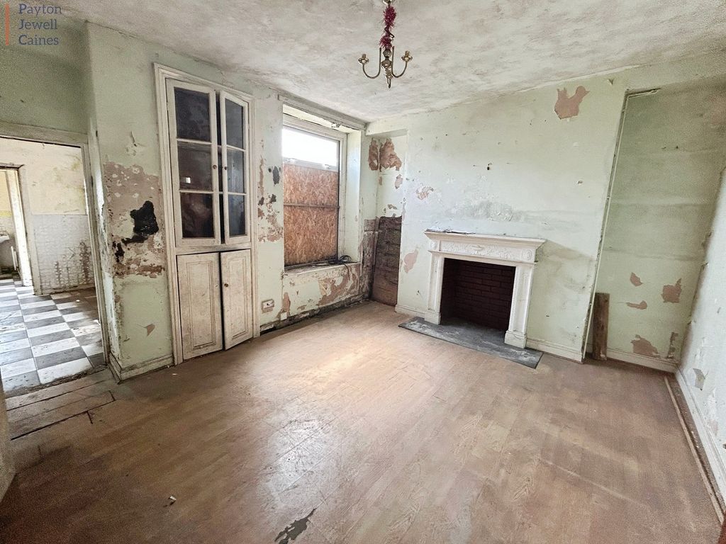 Property photo 3 of 9 Not Specified