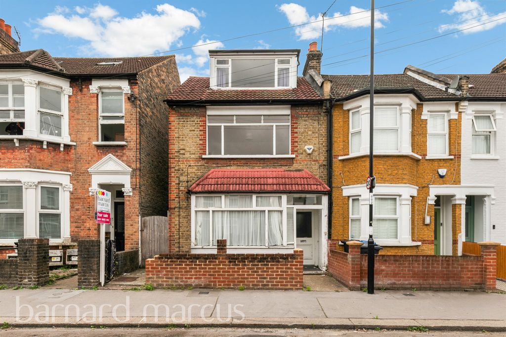 Property photo 1 of 15