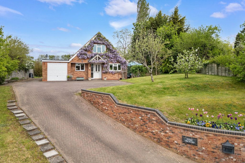 Property photo 1 of 26
