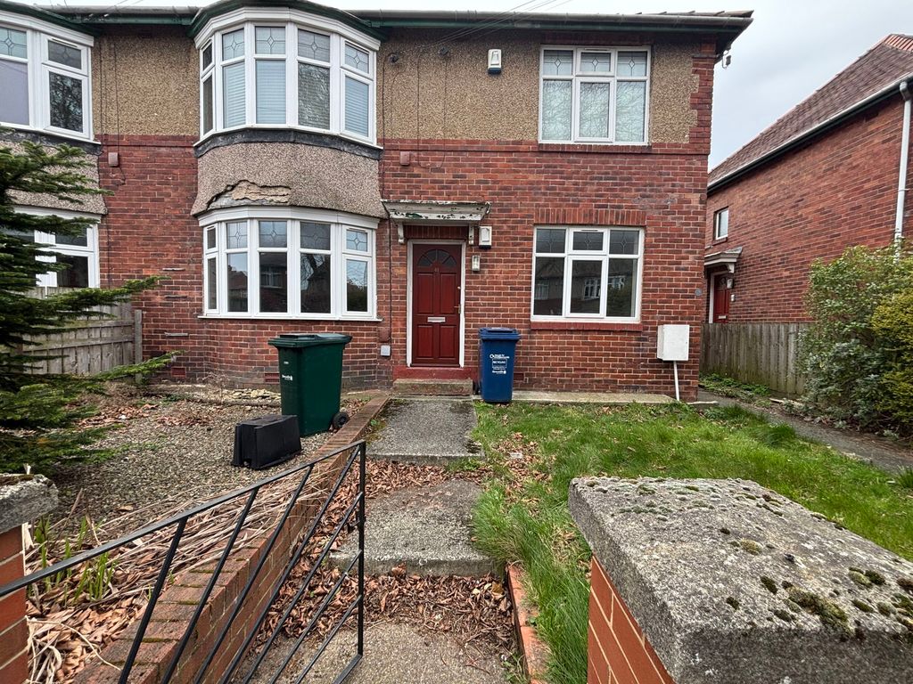 Property photo 2 of 7