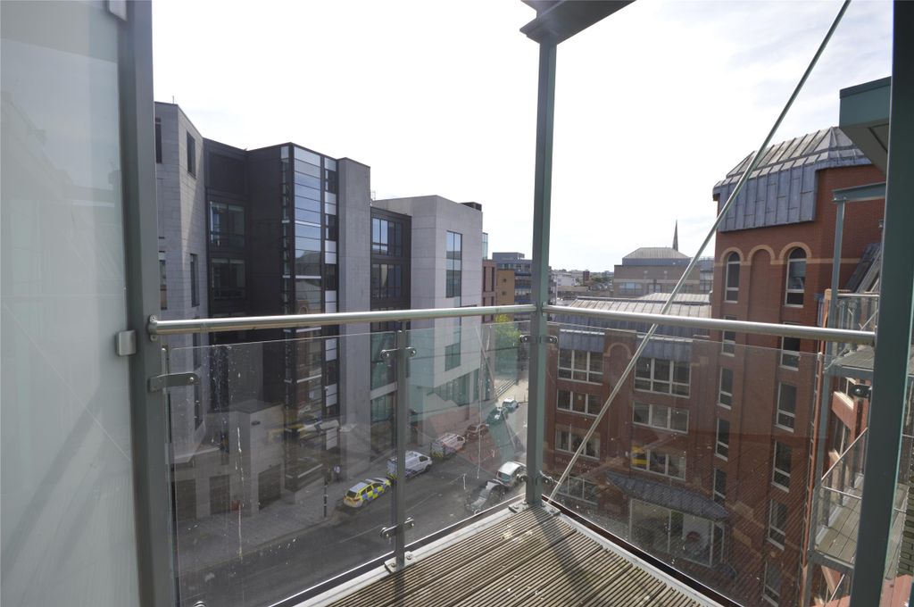 Property photo 1 of 7 Balcony