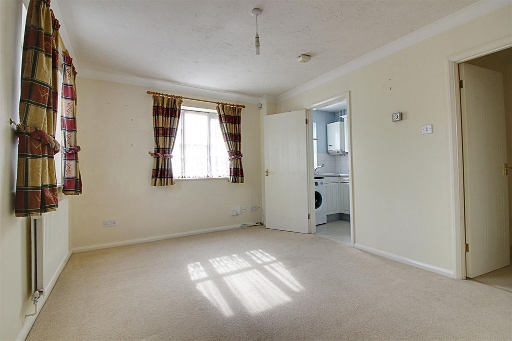Property photo 3 of 7 3.Jpg