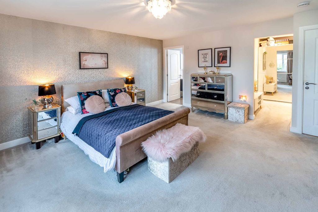 Property photo 2 of 25