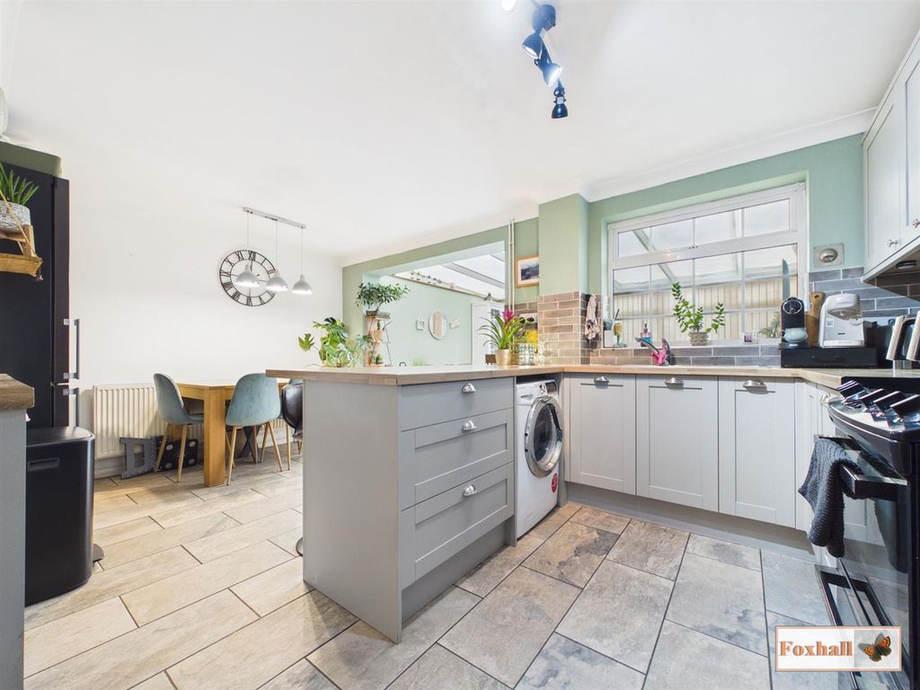 Property photo 3 of 18 Kitchen / Diner
