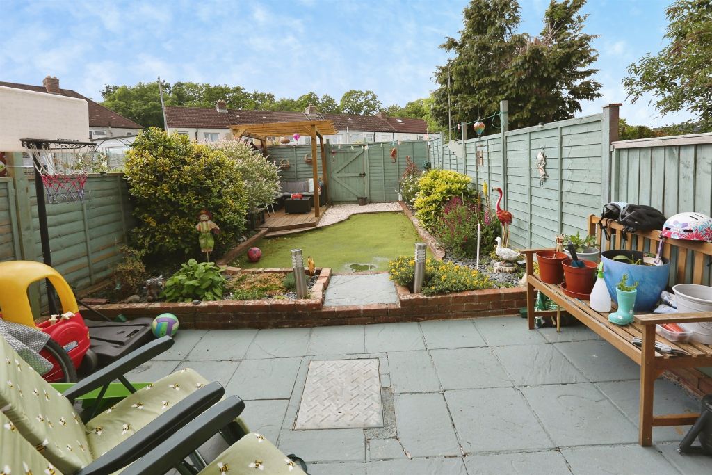 Property photo 2 of 11