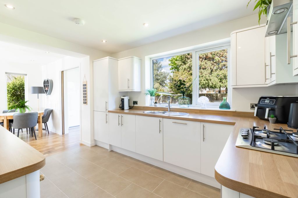Property photo 3 of 36 Kitchen To Dining Room