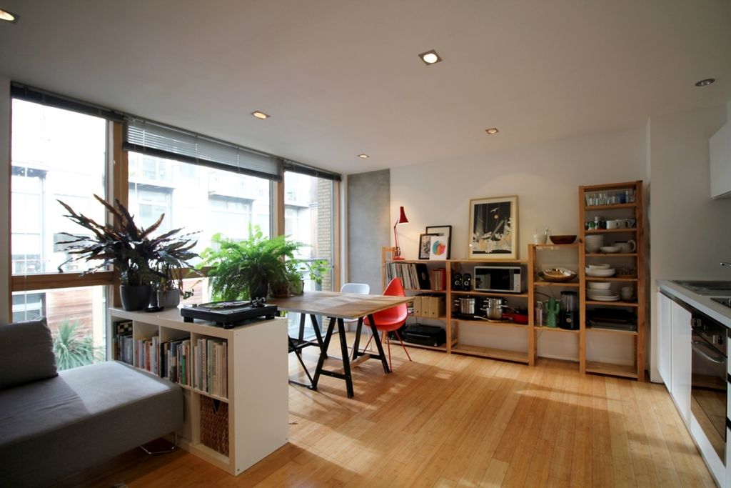 Property photo 1 of 8 O_1c5Tn7Tg3K77Igu...