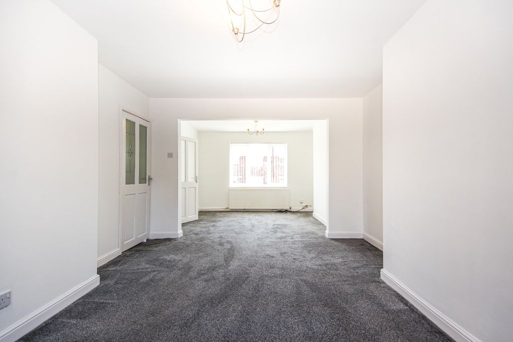 Property photo 2 of 14 Img_3850