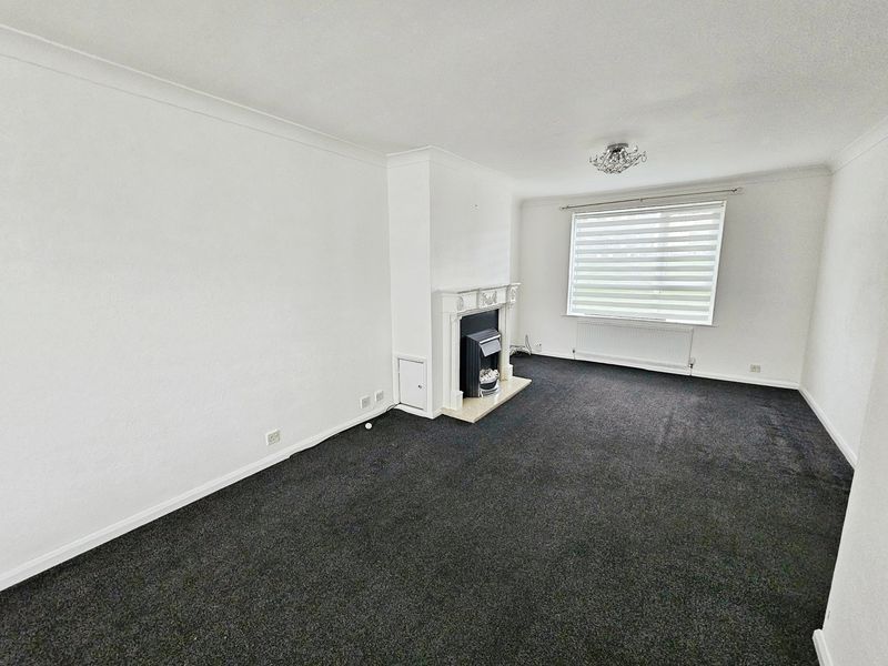 Property photo 2 of 10 Photo 8