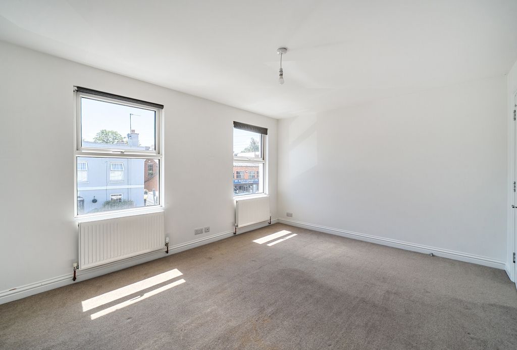 Property photo 3 of 19 1486967-7-6A466Ed...