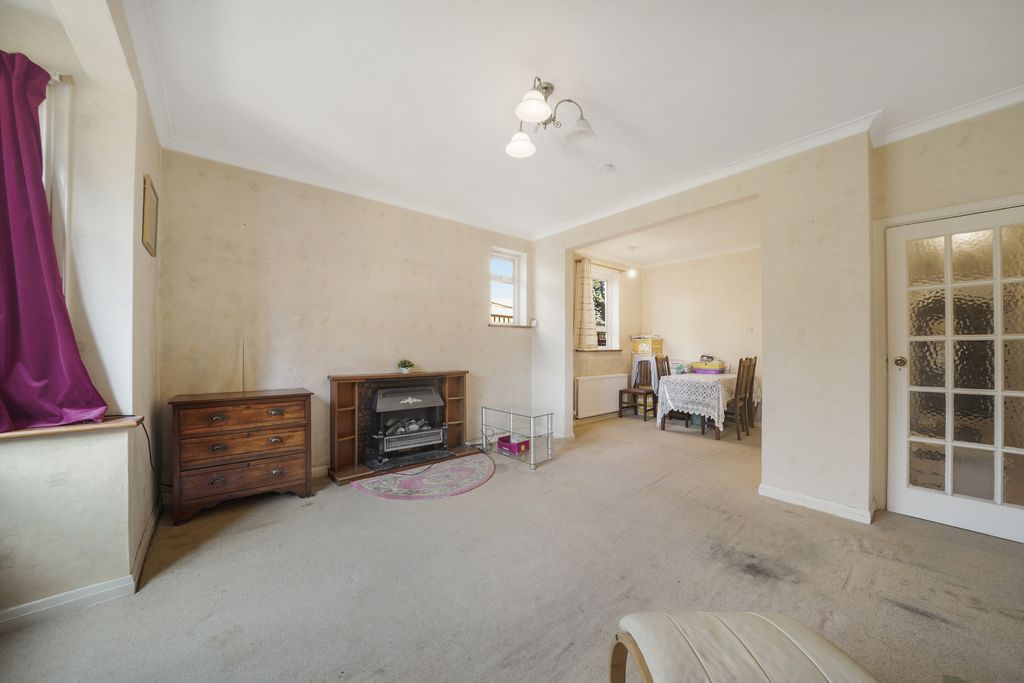 Property photo 3 of 14