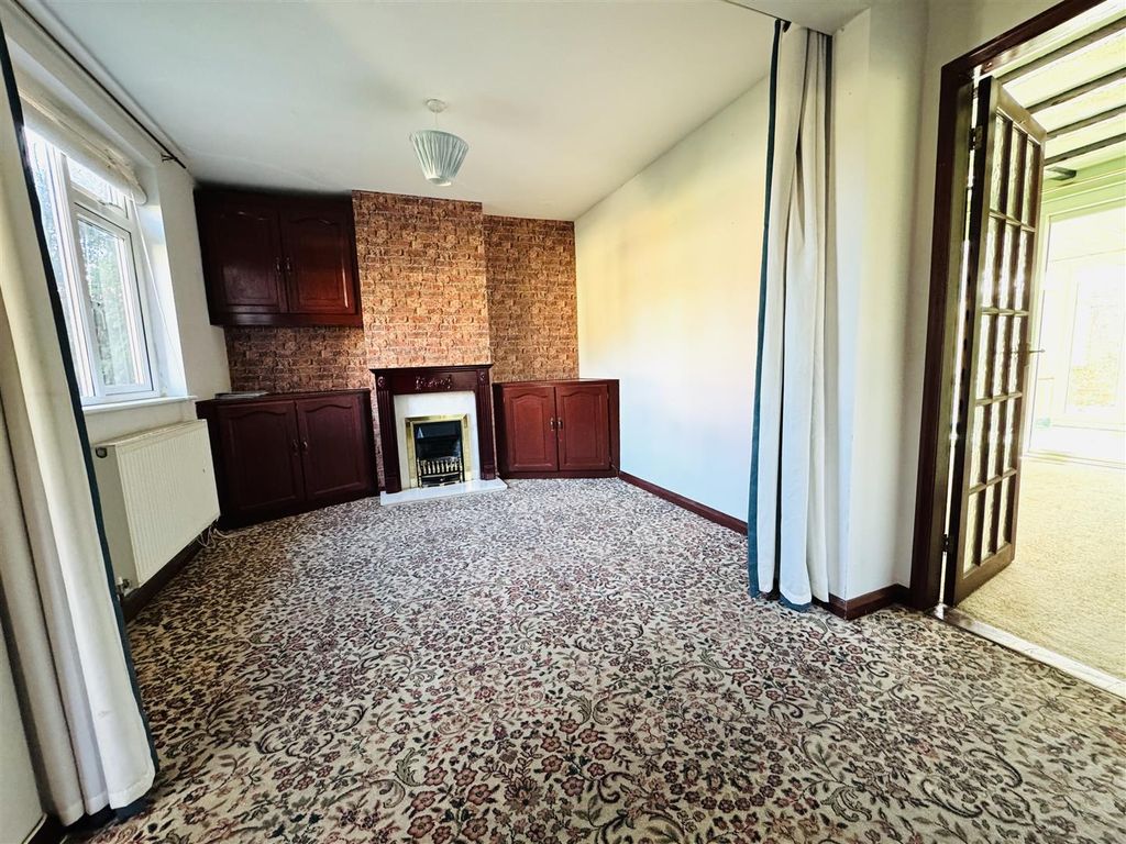 Property photo 2 of 19 Dining Room: