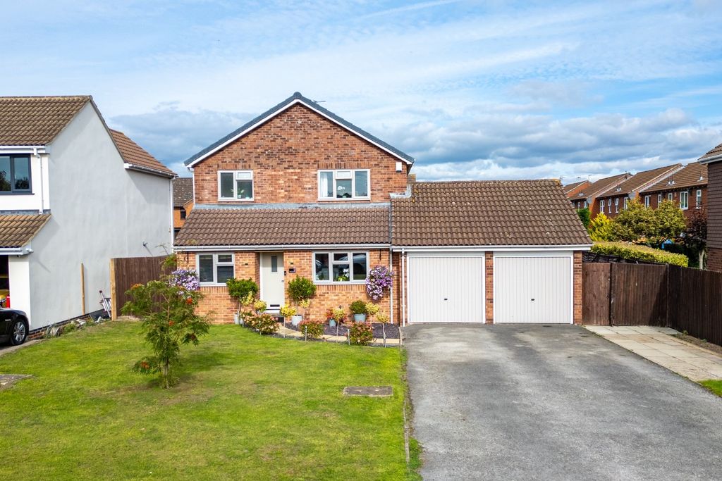 Property photo 1 of 20