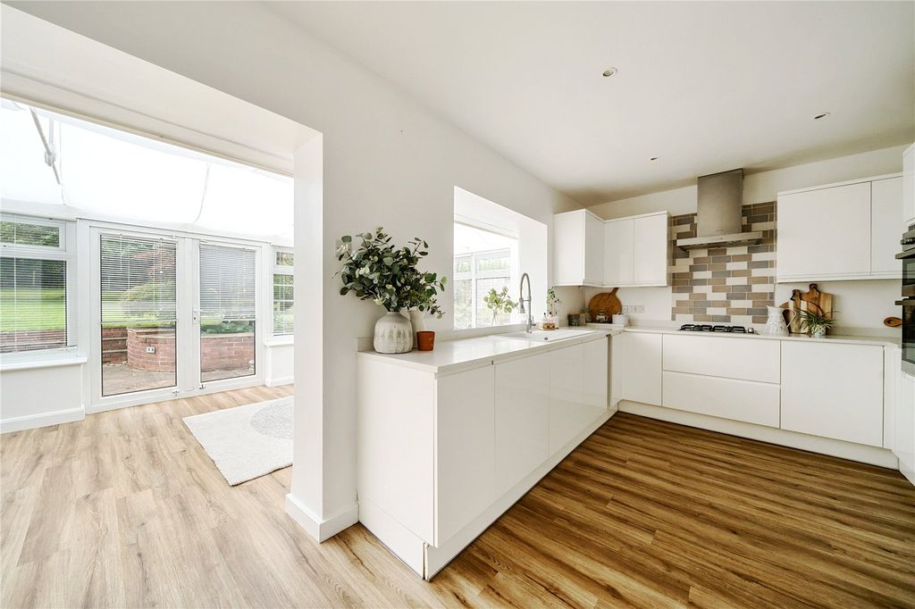 Property photo 3 of 22 Picture No. 07