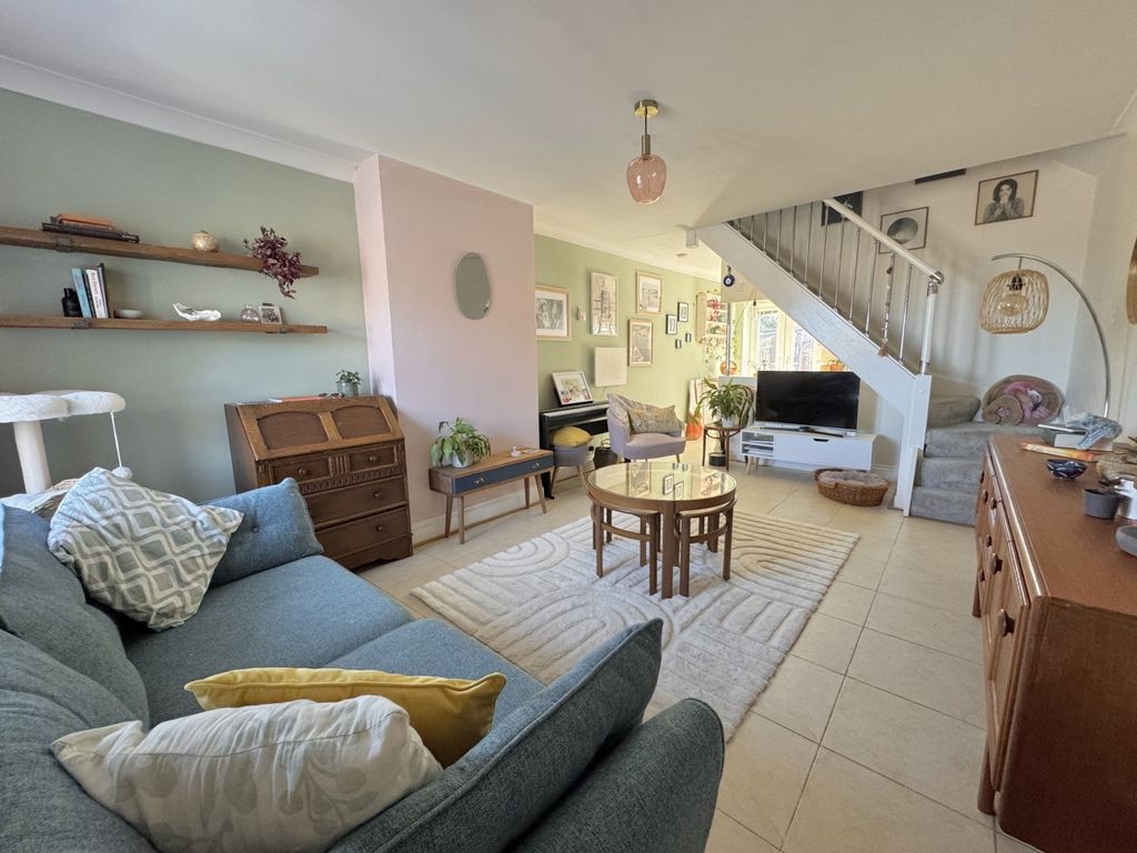 Property photo 2 of 11 Img_2991