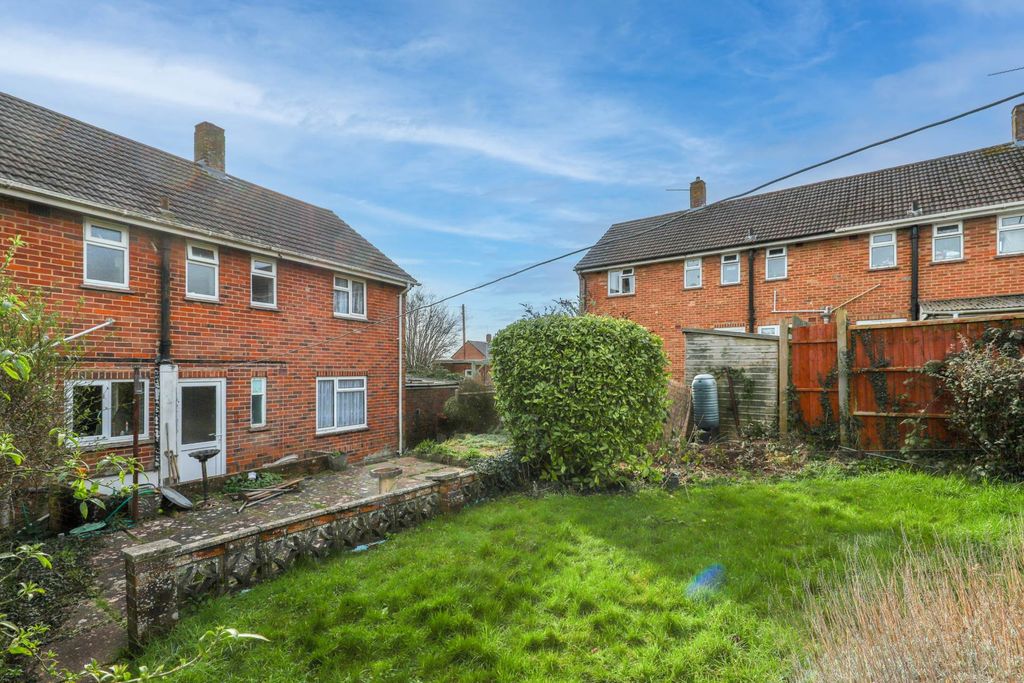 Property photo 3 of 5