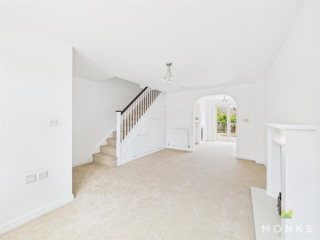 Property photo 3 of 19 Cam01420G0-Pr0880-Still001.Jpg