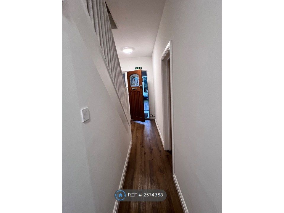 Property photo 3 of 3