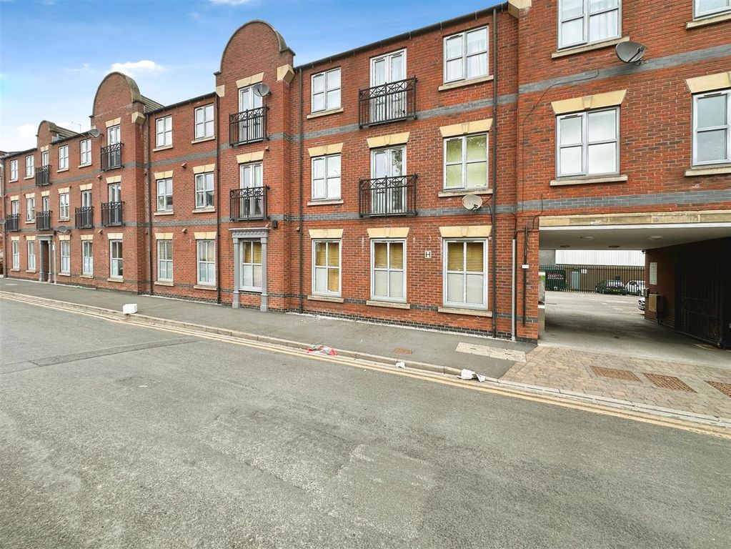 Property photo 1 of 7