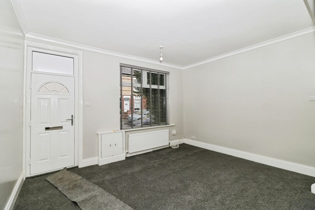 Property photo 2 of 18 Photo