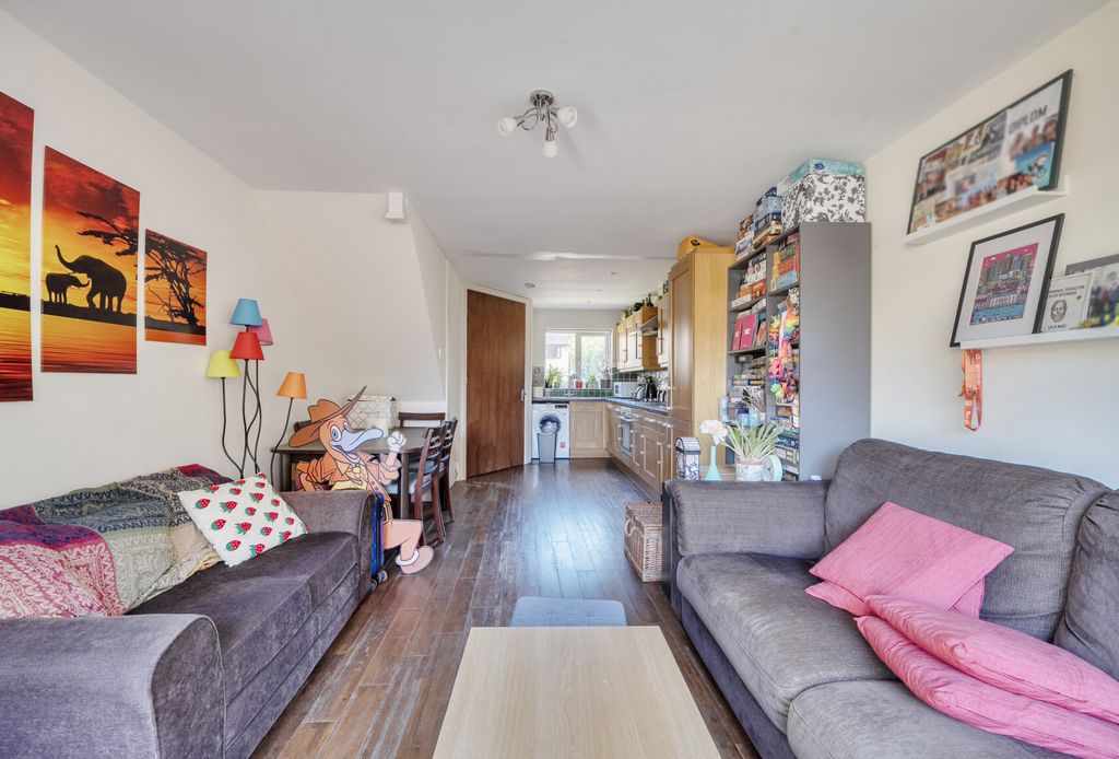 Property photo 3 of 19 1450890-5-69F3906...