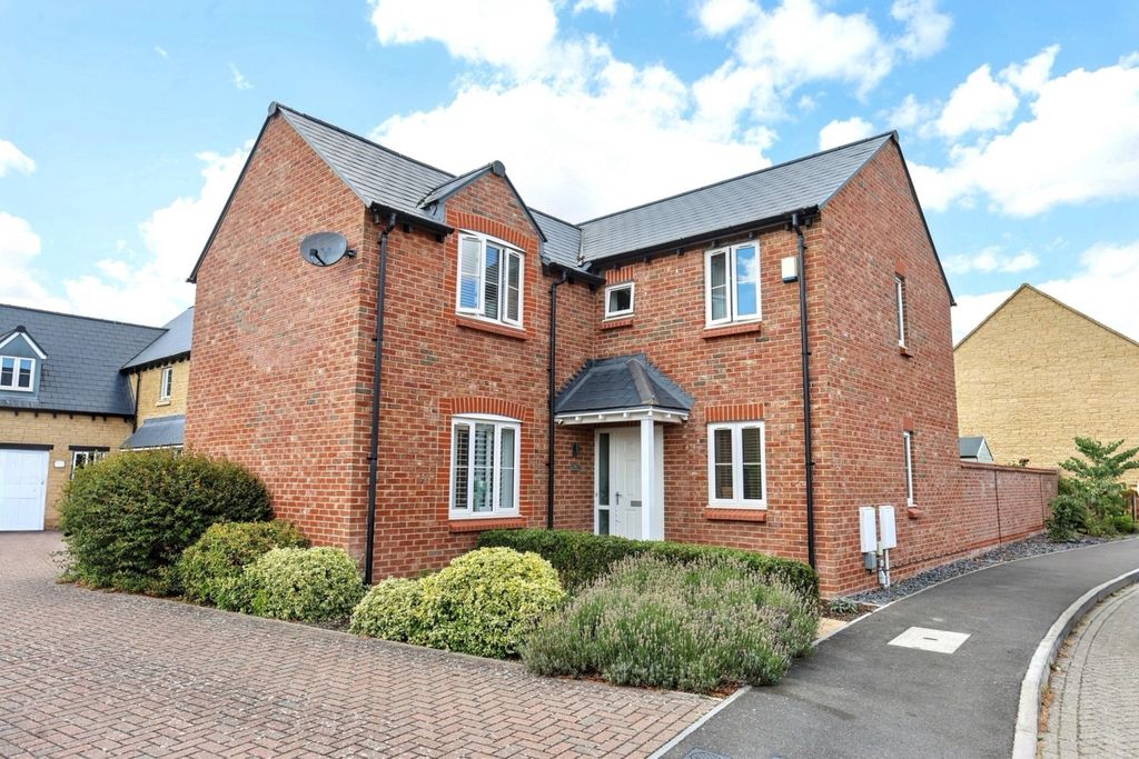 Property photo 1 of 28 Img_3479