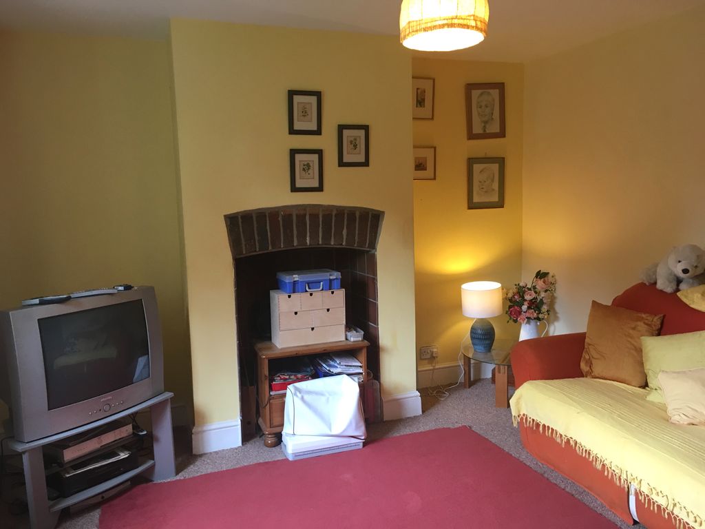Property photo 2 of 8