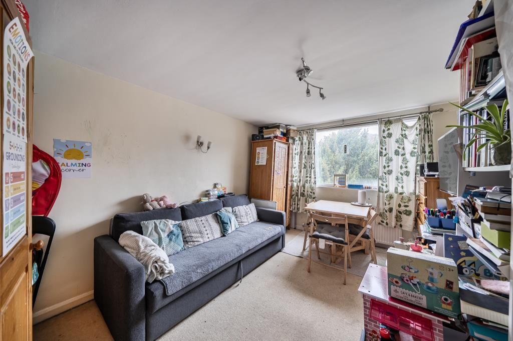 Property photo 3 of 9 Internal