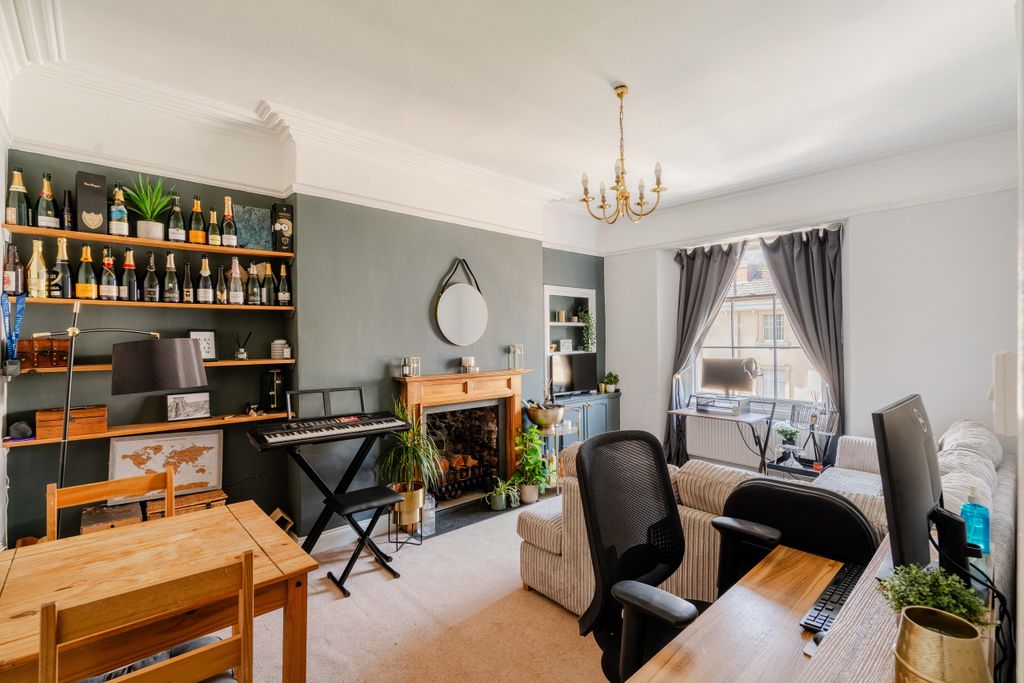 Property photo 2 of 10 2