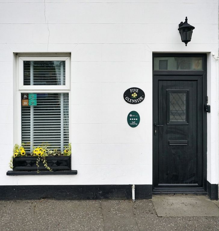Property photo 2 of 17 5A279957-2894-49F6-Bbbe-1A03Cf645F71.Jpeg