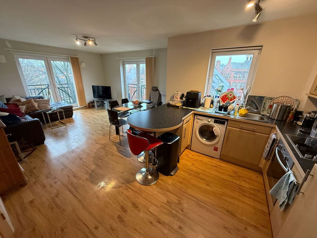 Property photo 2 of 7